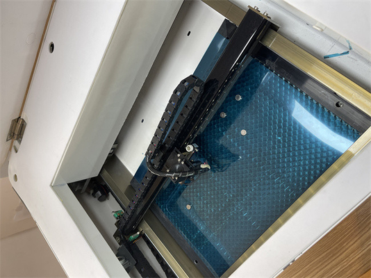 Air Cooling Screen Protector Laser Cutting Machine with High Cutting Accuracy and Cooling Model Circulating Water Cooling